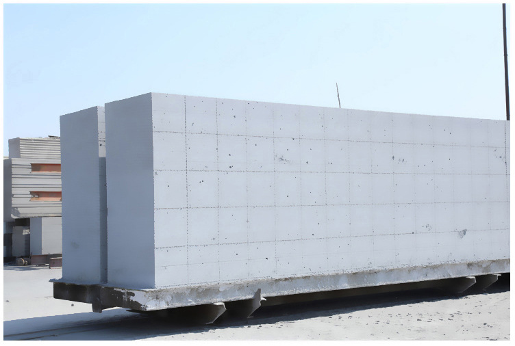 五华加气块 加气砌块 轻质砖气孔结构及其影响因素